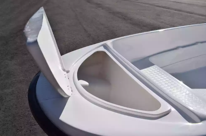 Стеклопластиковая лодка Пингвин (тримаран) в Липецке