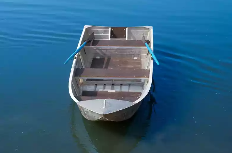 Алюминиевая лодка Вятка-Профи 32 в Липецке