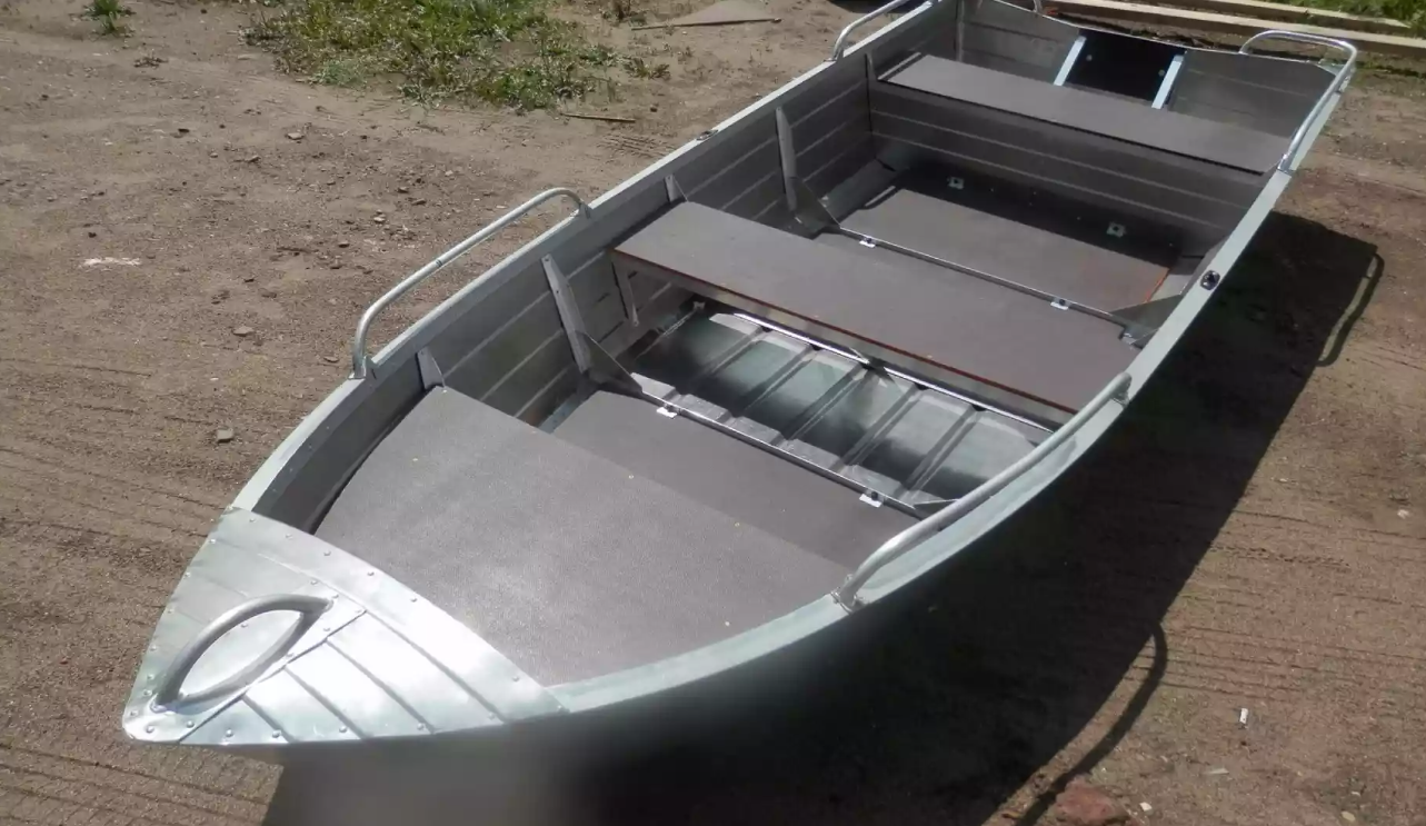 Алюминиевая лодка Вятка-Профи 32 в Липецке