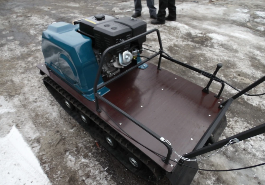 Мотобуксировщик AhtaR LR13 с реверс-вариатором Буран (задний ход) в Липецке