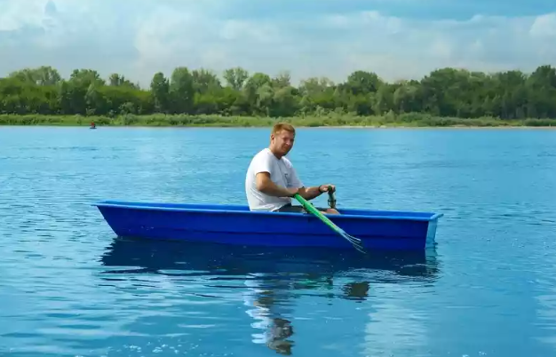 Стеклопластиковая лодка Малютка в Липецке