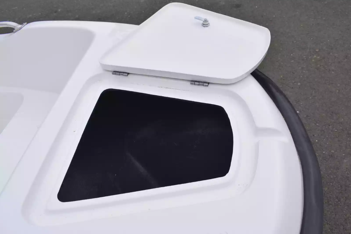 Стеклопластиковая лодка Пингвин New (тримаран) в Липецке