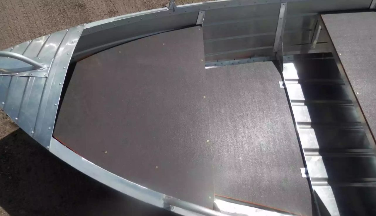 Алюминиевая лодка Вятка-Профи 32 в Липецке