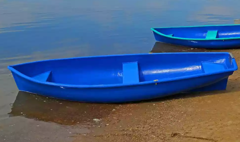 Стеклопластиковая лодка Омуль в Липецке