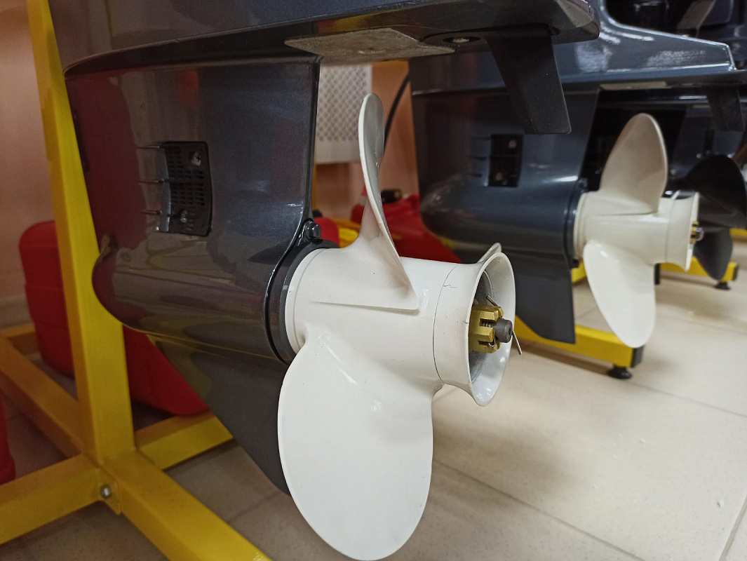 Лодочный мотор BREEZE T30S (2х тактный) в Липецке