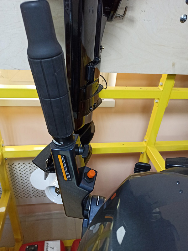 Лодочный мотор BREEZE F9,9S (4х тактный) в Липецке