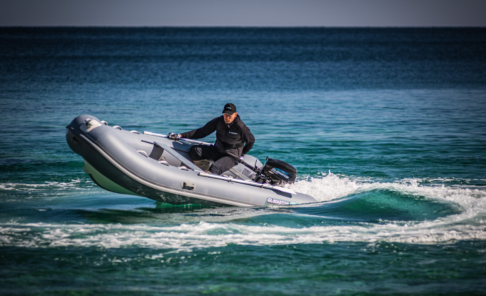 Лодка GLADIATOR RIB380AL в Липецке