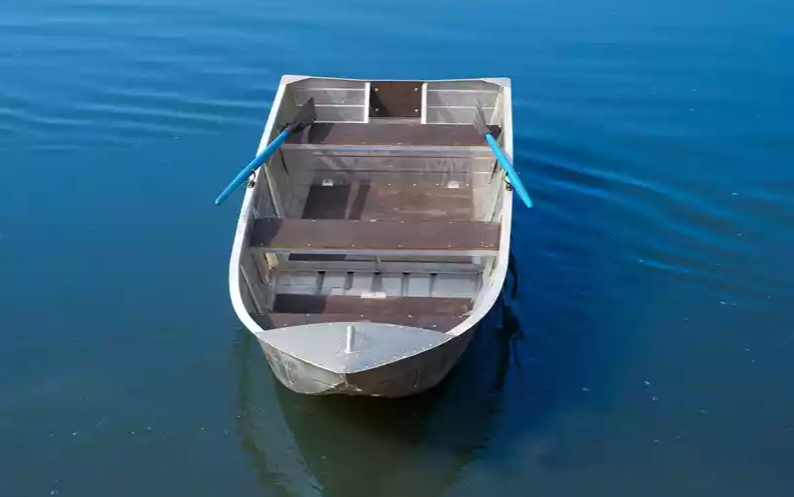 Алюминиевая лодка Вятка-Профи 37 в Липецке