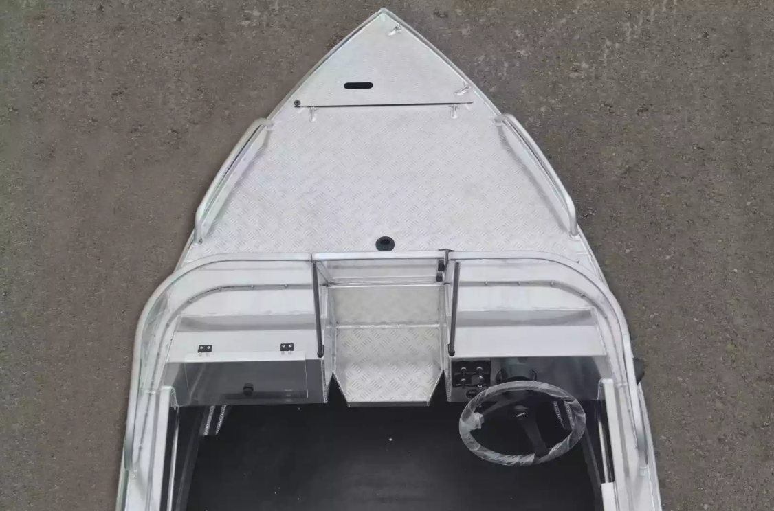 Алюминиевая лодка  Neman-400 PRO в Липецке