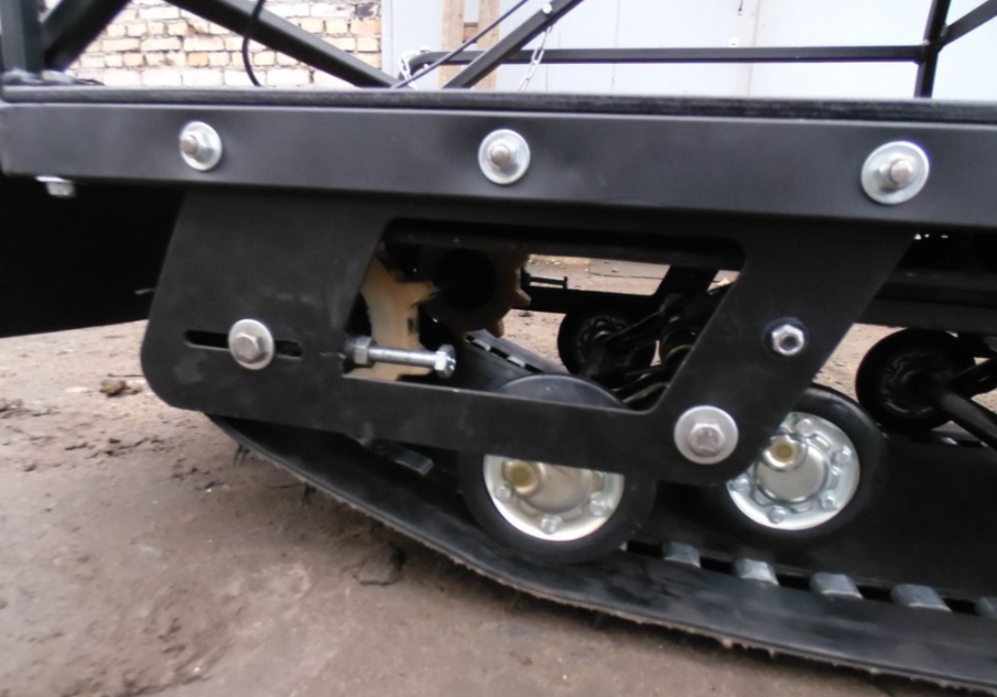 Мотобуксировщик AhtaR Зима 15 л/с с вариатором в Липецке