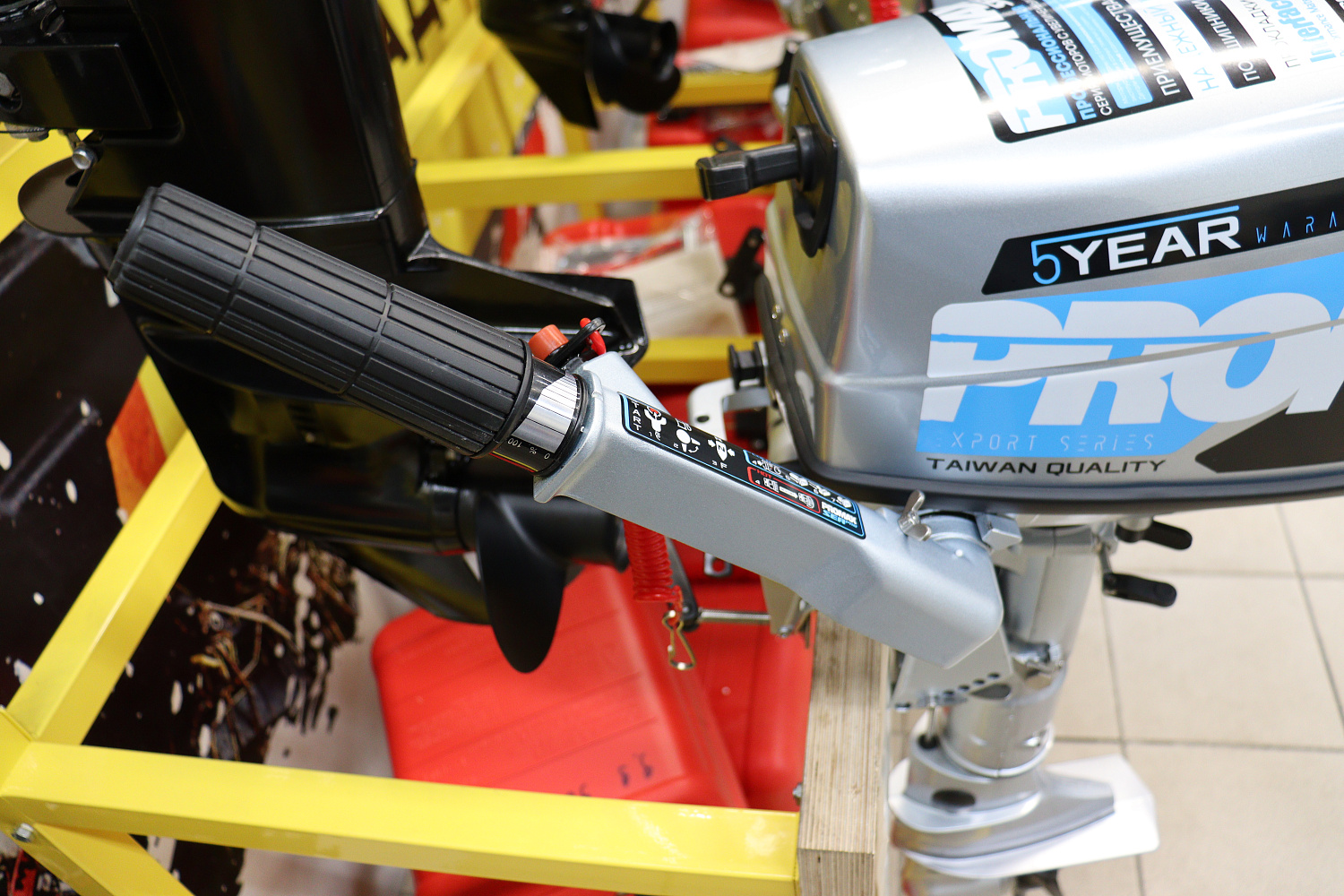 Лодочный мотор PROMAX SP5FHS (внешний бак 12 л) в Липецке