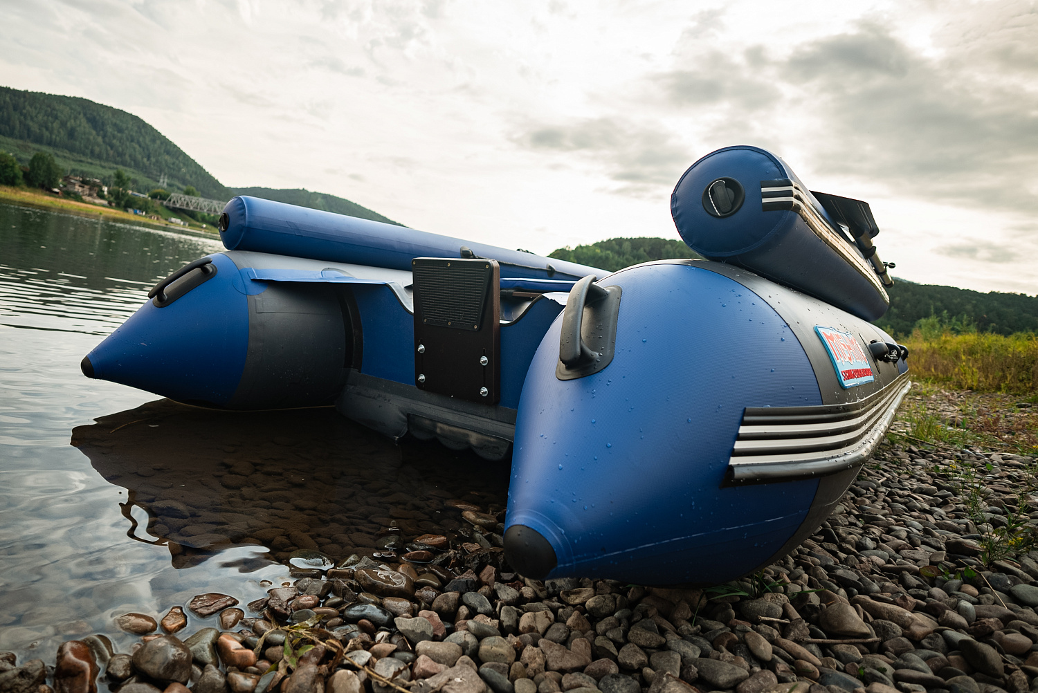 Лодка MISHIMO RIVER FJET PRO 400 под водомет в Липецке