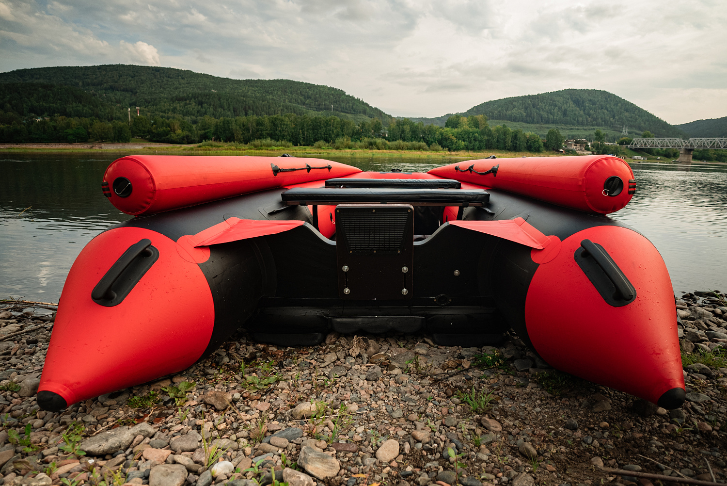 Лодка MISHIMO RIVER FJET PRO 400 под водомет в Липецке