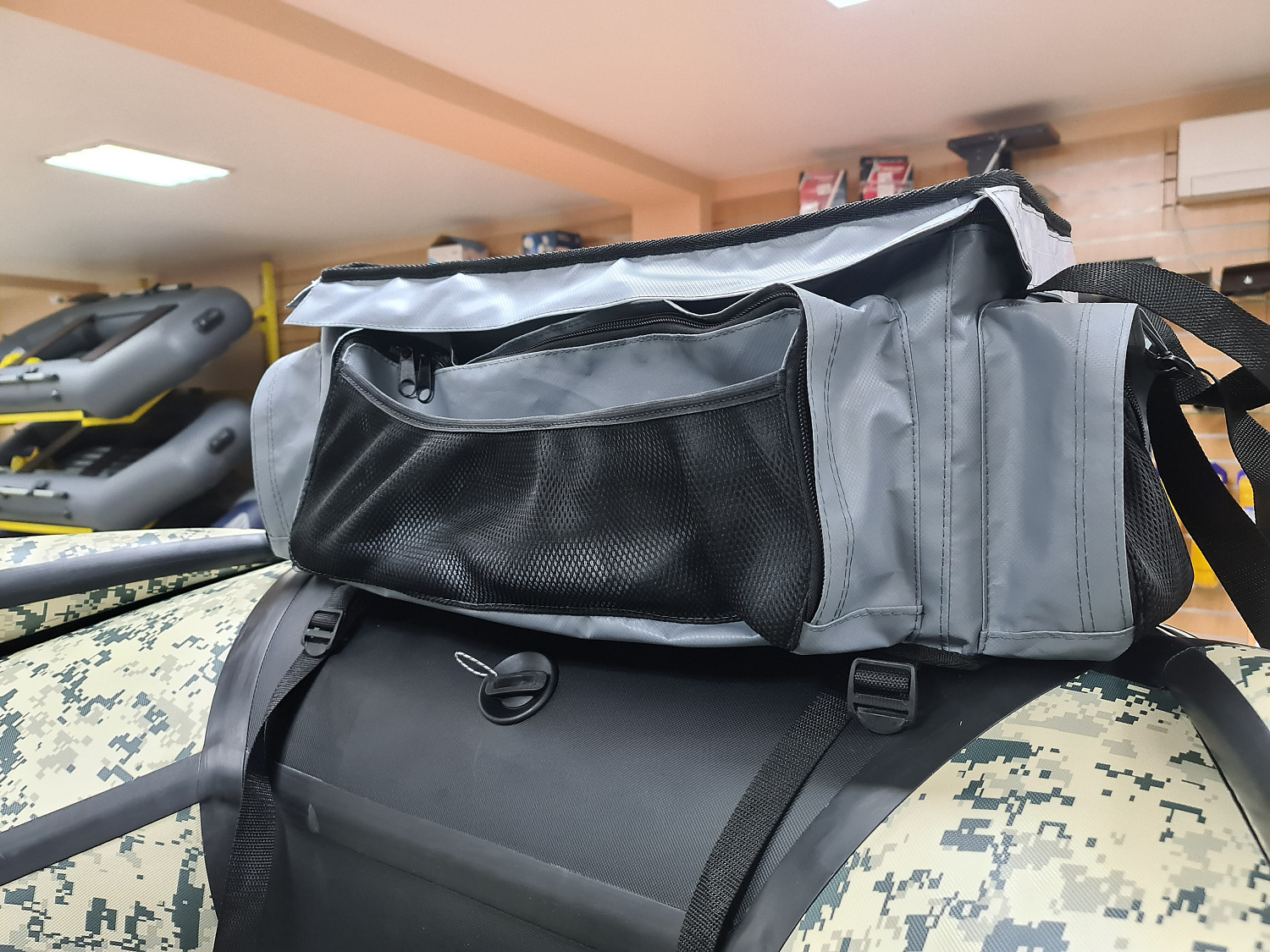 СУМКА ЛЮКС НА БАЛЛОН ДЛЯ ЛОДОК ПВХ 50Х25Х25 СМ в Липецке