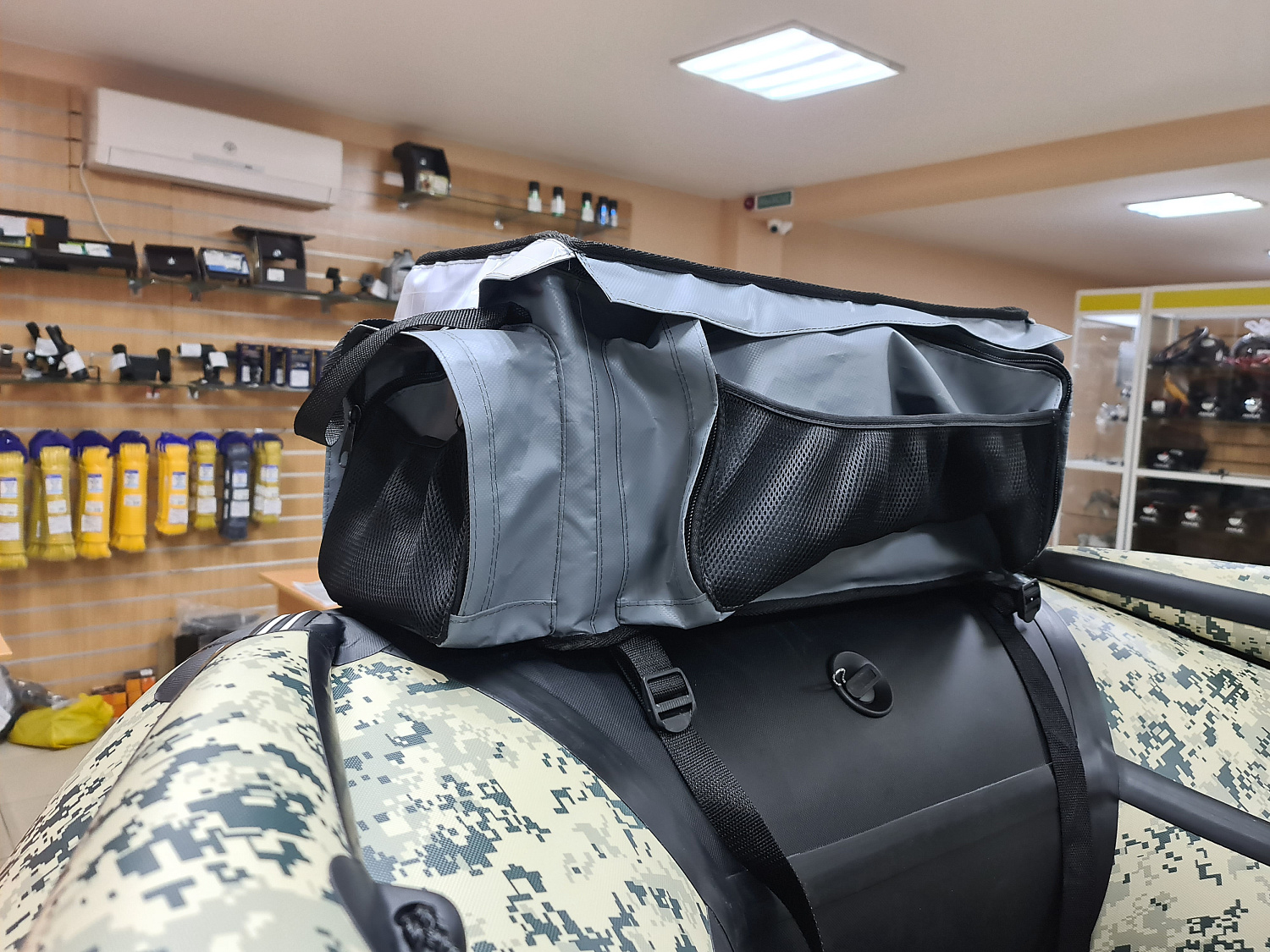 СУМКА ЛЮКС НА БАЛЛОН ДЛЯ ЛОДОК ПВХ 50Х25Х25 СМ в Липецке